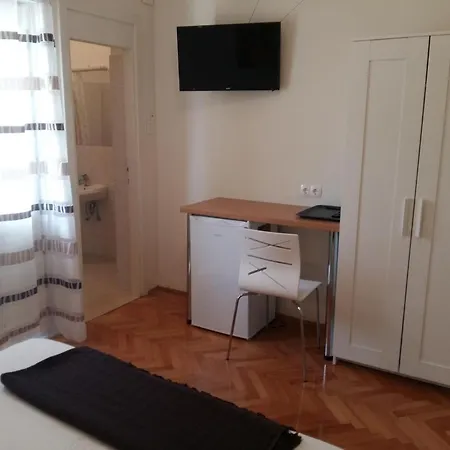 Casa de hóspedes Triple Arbanija 1125a Trogir